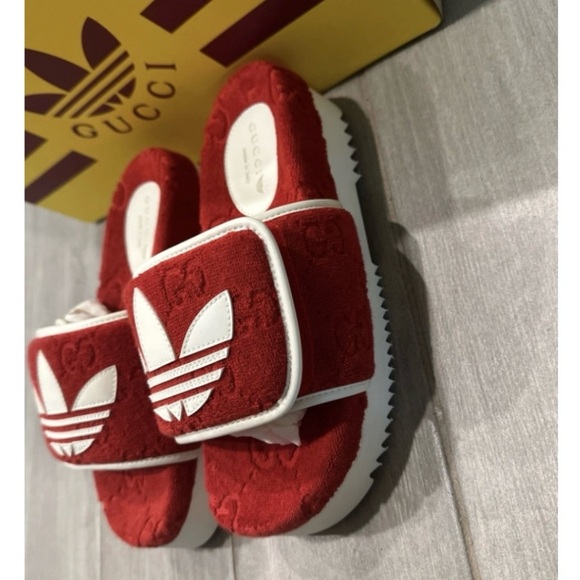 Gucci x Adidas sandals - Picture 3 of 7